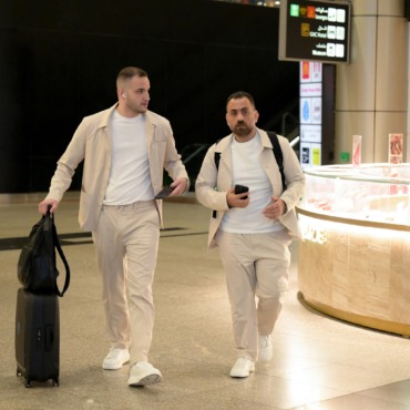 بعثة الزمالك تغادر القاهرة إلى الإمارات للمشاركة في بطولة السوبر المصري- صورة 7 بعثة الزمالك تغادر القاهرة إلى الإمارات للمشاركة في بطولة السوبر المصري- صورة