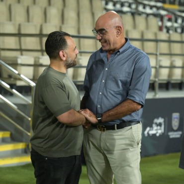 هشام نصر وجون إدوارد يحفزان اللاعبين قبل مواجهة الأهلي في نهائي السوبر 1 هشام نصر وجون إدوارد يحفزان اللاعبين قبل مواجهة الأهلي في نهائي السوبر