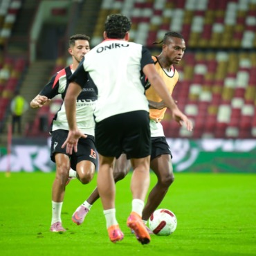 40 صورة ترصد كواليس مران الزمالك إستعدادًا لمواجهة الأهلي في نهائي السوبر 13 40 صورة ترصد كواليس مران الزمالك إستعدادًا لمواجهة الأهلي في نهائي السوبر