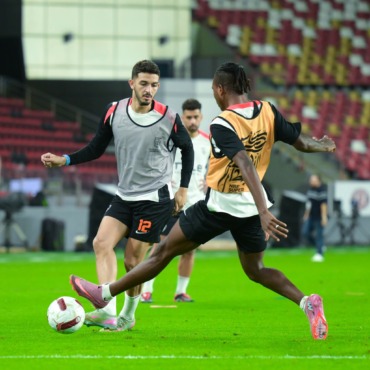 40 صورة ترصد كواليس مران الزمالك إستعدادًا لمواجهة الأهلي في نهائي السوبر 3 40 صورة ترصد كواليس مران الزمالك إستعدادًا لمواجهة الأهلي في نهائي السوبر