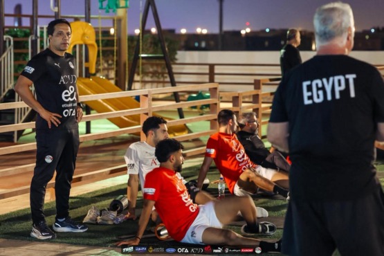 تدريبات استشفائية للاعبي منتخب مصر إستعدادا لمواجهة اوزبكستان-صورة