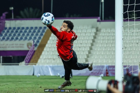 منتخب مصر يخوض تدريباته باستاد العين استعدادا لمواجهة أوزبكستان- صورة