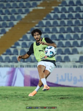 منتخب مصر يخوض تدريباته باستاد العين استعدادا لمواجهة أوزبكستان- صورة