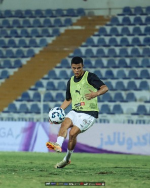 منتخب مصر يخوض تدريباته باستاد العين استعدادا لمواجهة أوزبكستان- صورة