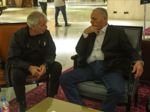 تفاصيل إجتماع هاني أبوريدة مع منتخب مصر المشارك في كأس العرب 8 تفاصيل إجتماع هاني أبوريدة مع منتخب مصر المشارك في كأس العرب