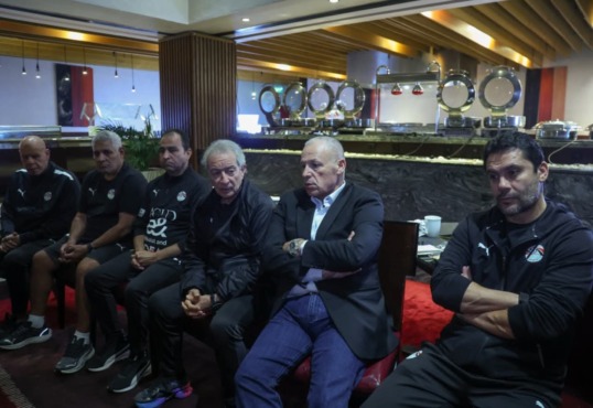 تفاصيل إجتماع هاني أبوريدة مع منتخب مصر المشارك في كأس العرب 7 تفاصيل إجتماع هاني أبوريدة مع منتخب مصر المشارك في كأس العرب