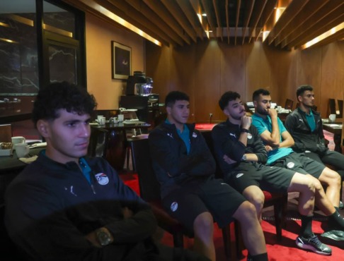 تفاصيل إجتماع هاني أبوريدة مع منتخب مصر المشارك في كأس العرب 6 تفاصيل إجتماع هاني أبوريدة مع منتخب مصر المشارك في كأس العرب