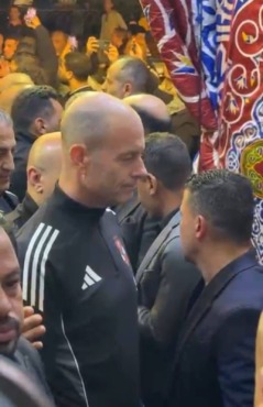 وزير الرياضة وشيكابالا والجهاز الفني للزمالك والأهلي في عزاء محمد صبري 10 وزير الرياضة وشيكابالا والجهاز الفني للزمالك والأهلي في عزاء محمد صبري