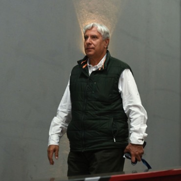 عبدالناصر محمد ينفجر في وجه الجميع بشأن الزمالك 1 عبدالناصر محمد ينفجر في وجه الجميع بشأن الزمالك