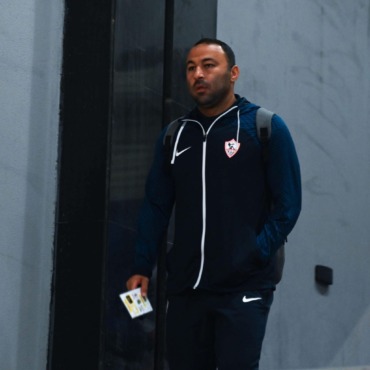 رد فعل مفاجئ من لاعب الزمالك بعد تصريحات أحمد عبدالرؤوف بشأنه
