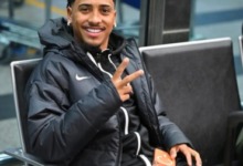 بعثة الزمالك تغادر القاهرة متجهة لجنوب إفريقيا لمواجهة كايزر تشيفز- صورة