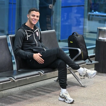 بعثة الزمالك تغادر القاهرة متجهة لجنوب إفريقيا لمواجهة كايزر تشيفز- صورة 19 بعثة الزمالك تغادر القاهرة متجهة لجنوب إفريقيا لمواجهة كايزر تشيفز- صورة