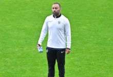 كيف يفكر أحمد عبد الرؤوف لحل أزمة منتصف الملعب أمام كايزر تشيفز؟