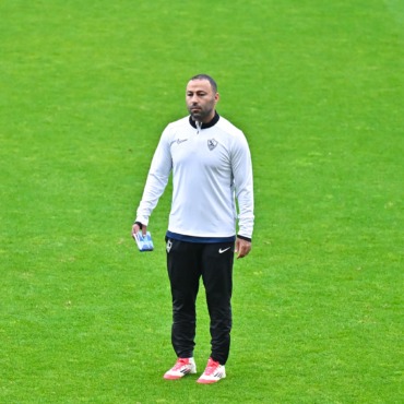 26 صورة ترصد كواليس مران الزمالك في جنوب إفريقيا قبل مواجهة كايزر تشيفز