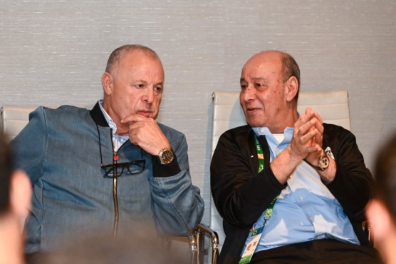 تفاصيل جلسة هاني أبوريدة مع لاعبي منتخب مصر الثاني قبل كأس العرب - صورة