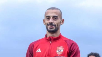 ''يرحل أم يبقى؟'' آخر تطورات تجديد الأهلي لعقد أحمد عبد القادر!