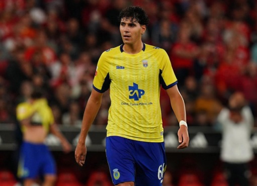 وكيل عمر فايد يحسم الجدل بشأن حقيقة مفاوضات الأهلي مع اللاعب