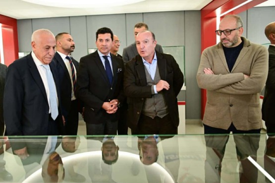 تفاصيل زيارة وزير الرياضة للزمالك- صورة