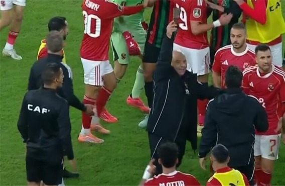 الجيش الملكي يُعلق على أحداث الشغب.. ويوجهون الشكر للاعب الأهلي!