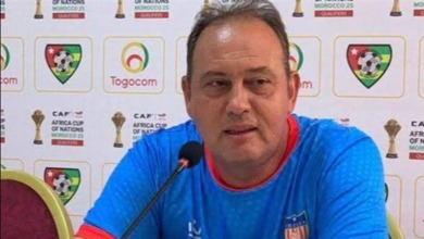 مدرب زيمبابوي يرفع راية التحدي: "إذا كان علينا الخوف من صلاح ومرموش.. فلنبقَ في المنزل!"