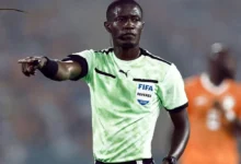 فضيحة تحكيم تهز الكان: الحكم الجابوني يُثير قلق مصر قبل مواجهة السنغال! 2 فضيحة تحكيم تهز الكان: الحكم الجابوني يُثير قلق مصر قبل مواجهة السنغال!