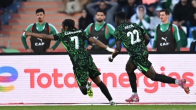 نيجيريا تتألق وتطيح بالجزائر وتتأهل لمواجهة المغرب في نصف نهائي أمم أفريقيا