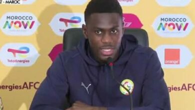 لاعب السنغال يرد بقوة على صحفي مغربي بعد سؤاله عن "إفساد احتفالية المغاربة"!