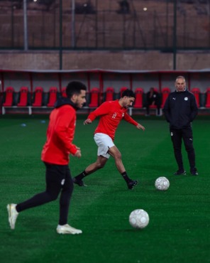 منتخب مصر يواصل تدريباته استعداداً لمواجهة كوت ديفوار.. ولاعب الفريق يخضع للتأهيل - صورة 3 منتخب مصر يواصل تدريباته استعداداً لمواجهة كوت ديفوار.. ولاعب الفريق يخضع للتأهيل - صورة