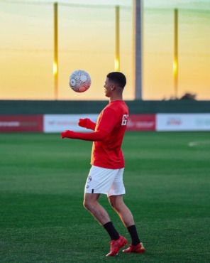 منتخب مصر يختتم استعداداته لمواجهة كوت ديفوار في كأس إفريقيا.. موقف تريزيجيه