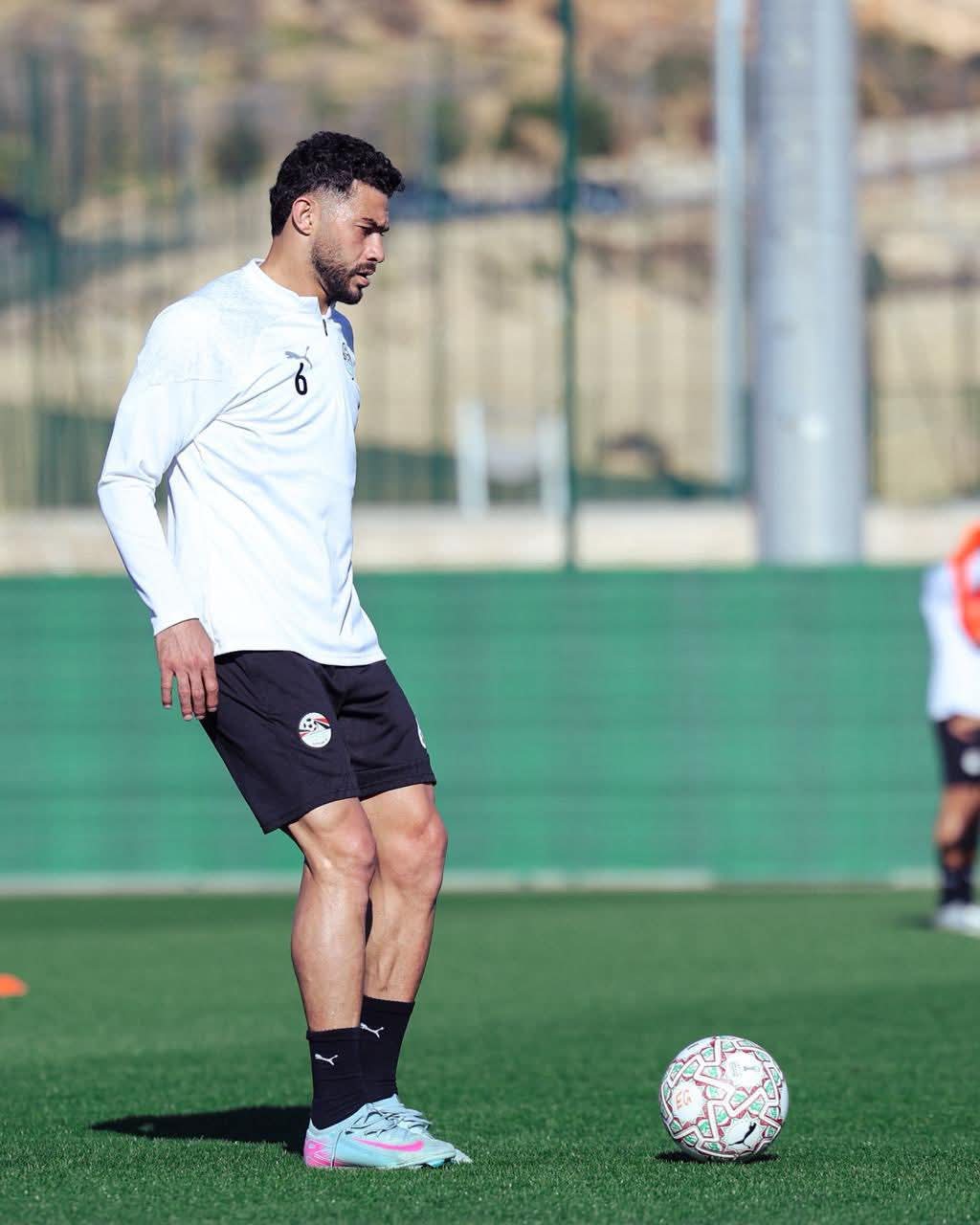 منتخب مصر يخوض مرانه الأخير في أغادير ويتجه لطنجه استعدادا لمواجهة السنغال في بطولة إفريقيا - صورة