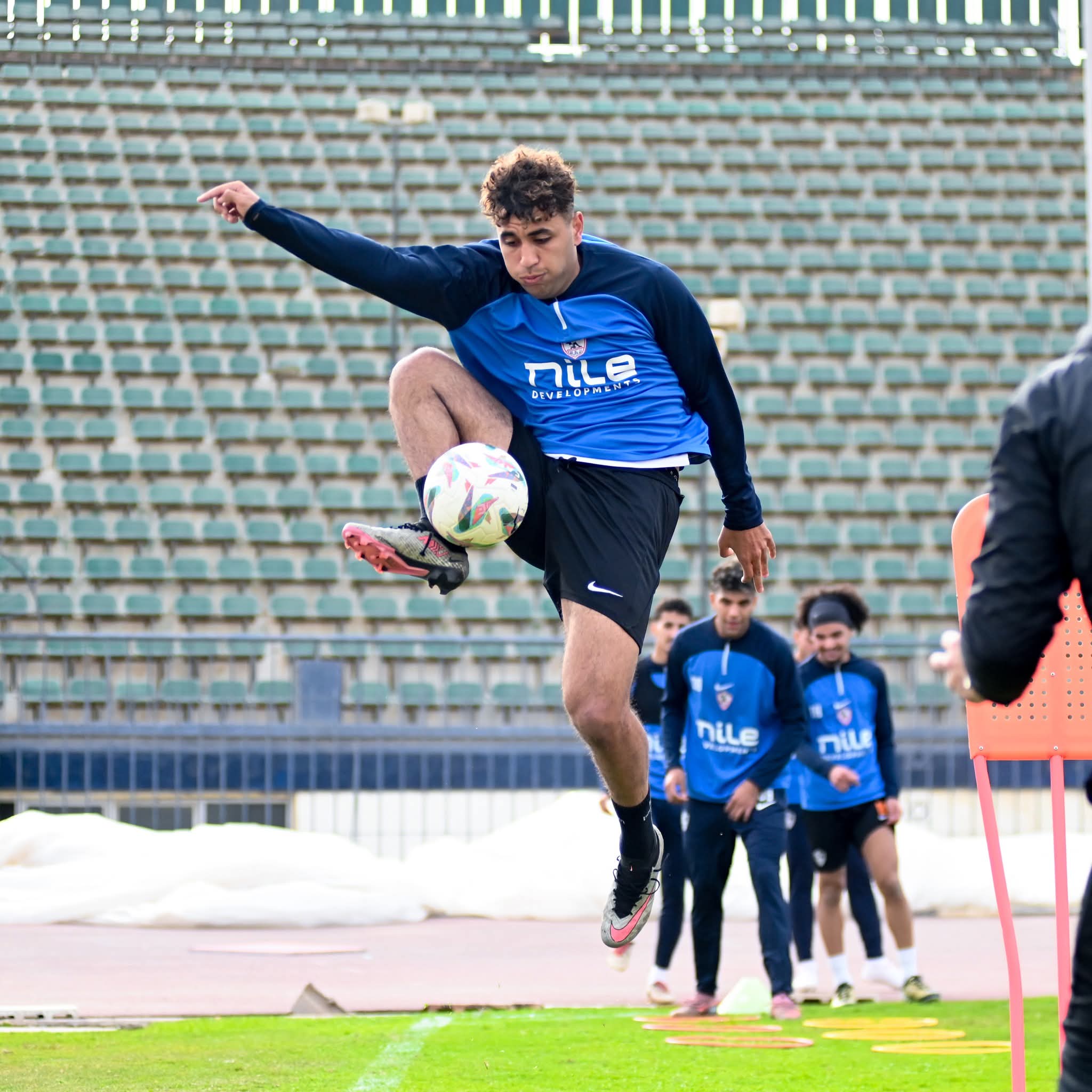 37 صورة ترصد كواليس مران الزمالك قبل مواجهة المصري.. عودة لاعب الفريق