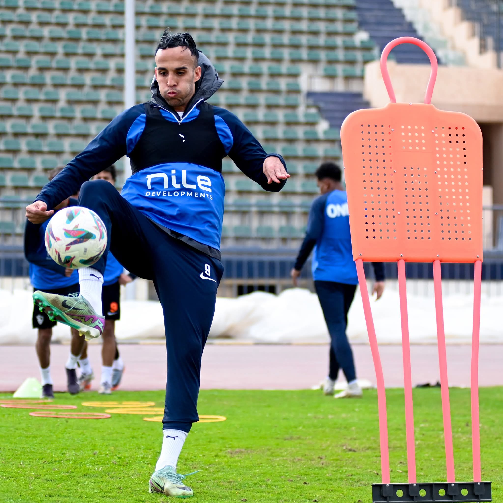 37 صورة ترصد كواليس مران الزمالك قبل مواجهة المصري.. عودة لاعب الفريق