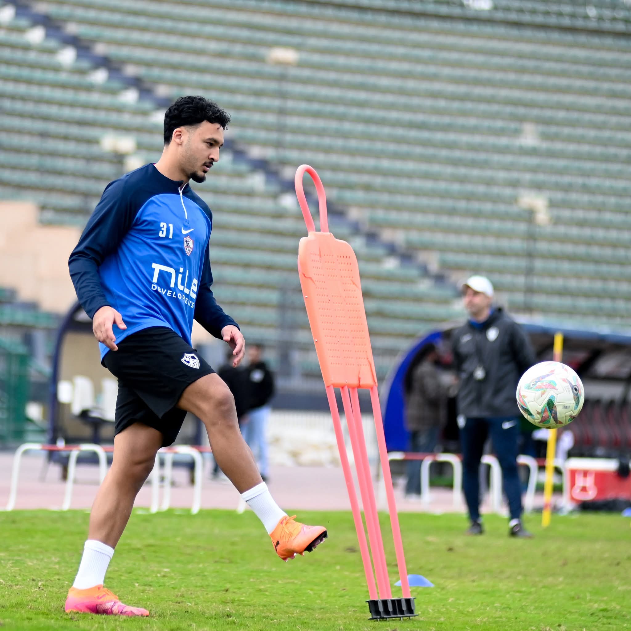 37 صورة ترصد كواليس مران الزمالك قبل مواجهة المصري.. عودة لاعب الفريق