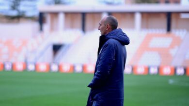 ملعب بركان تحت أنظار بيراميدز قبل معركة صدارة المجموعة