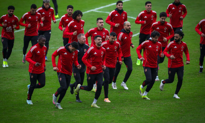 مفاجآت بالجملة.. تشكيل الأهلي أمام يانج أفريكانز يثير الجدل 1 مفاجآت بالجملة.. تشكيل الأهلي أمام يانج أفريكانز يثير الجدل