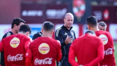 توروب يحسم مصير 5 لاعبين بالأهلي.. ويرفض قرار الإدارة الحمراء