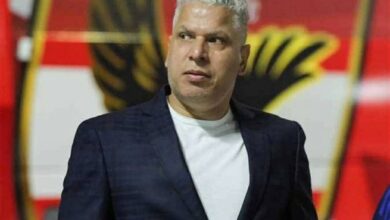 وائل جمعة يشن هجومًا ناريًا على أداء الأهلي امام شبيبة القبائل.. "عشوائية وغياب للهوية"