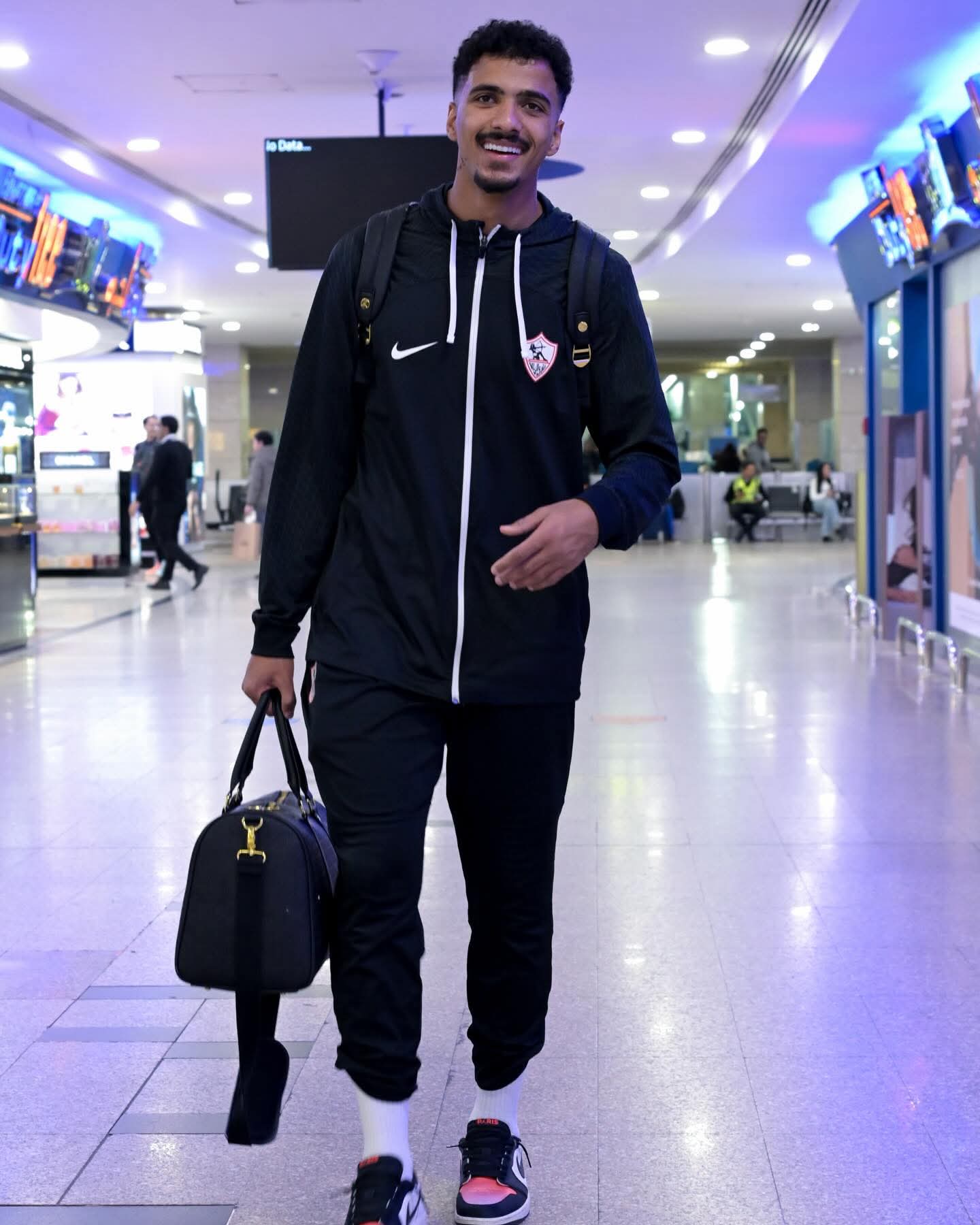 الزمالك يغادر القاهرة متجها لزامبيا لمواجهة زيسكو في الكونفدرالية-صورة