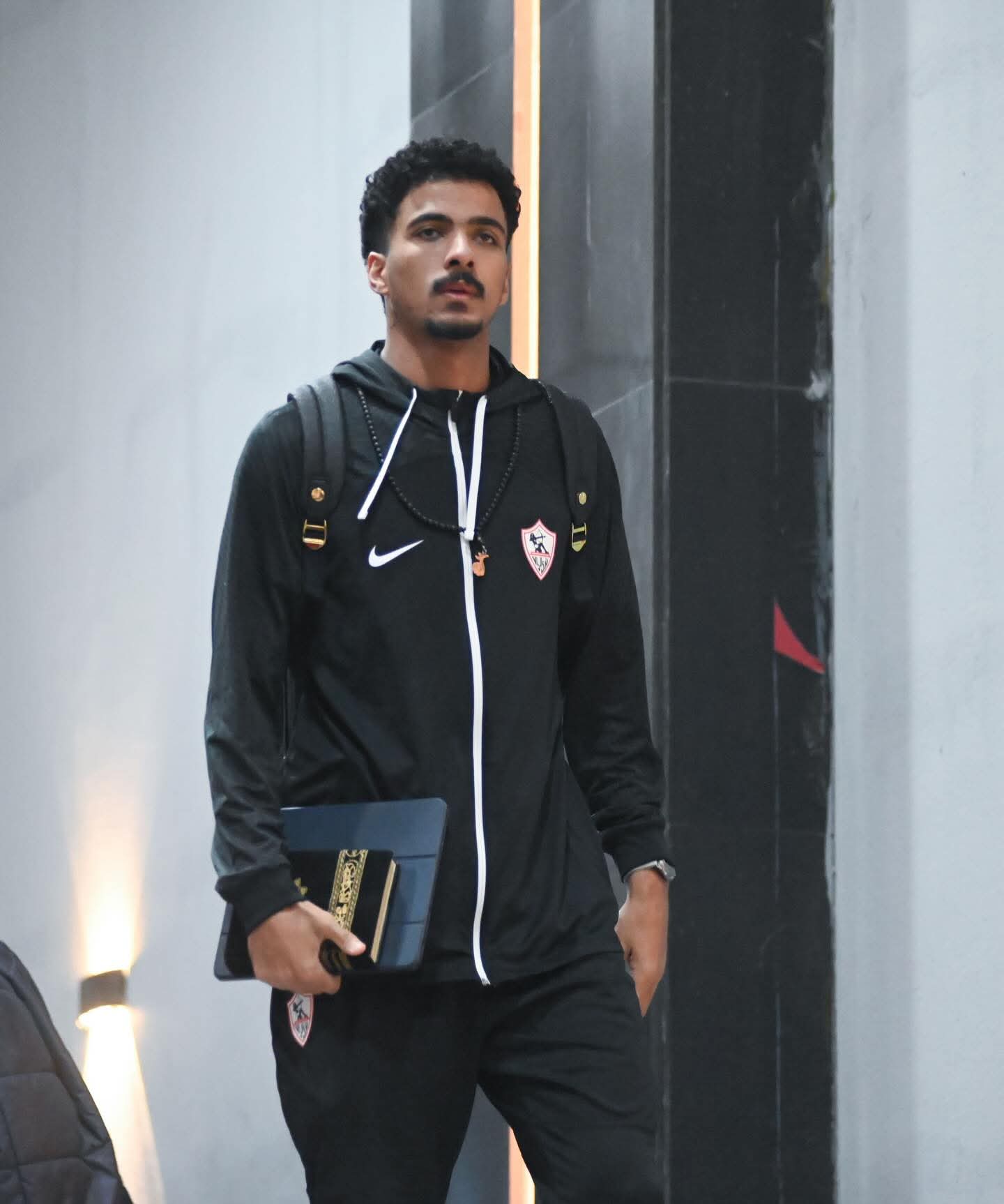 الزمالك يصل ستاد القاهرة لمواجهة زيد في الدوري - صورة 5 الزمالك يصل ستاد القاهرة لمواجهة زيد في الدوري - صورة