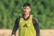 زلزال داخل الأهلي.. وكيل أشرف داري يتهم مسؤولًا في النادي بتخريب الفريق ويُهدد "القلعة الحمرا"!