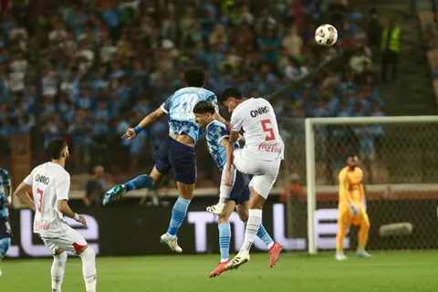 صافرة الحسم تقترب… معتمد جمال يشعل أجواء الزمالك قبل موقعة بيراميدز 1 صافرة الحسم تقترب… معتمد جمال يشعل أجواء الزمالك قبل موقعة بيراميدز