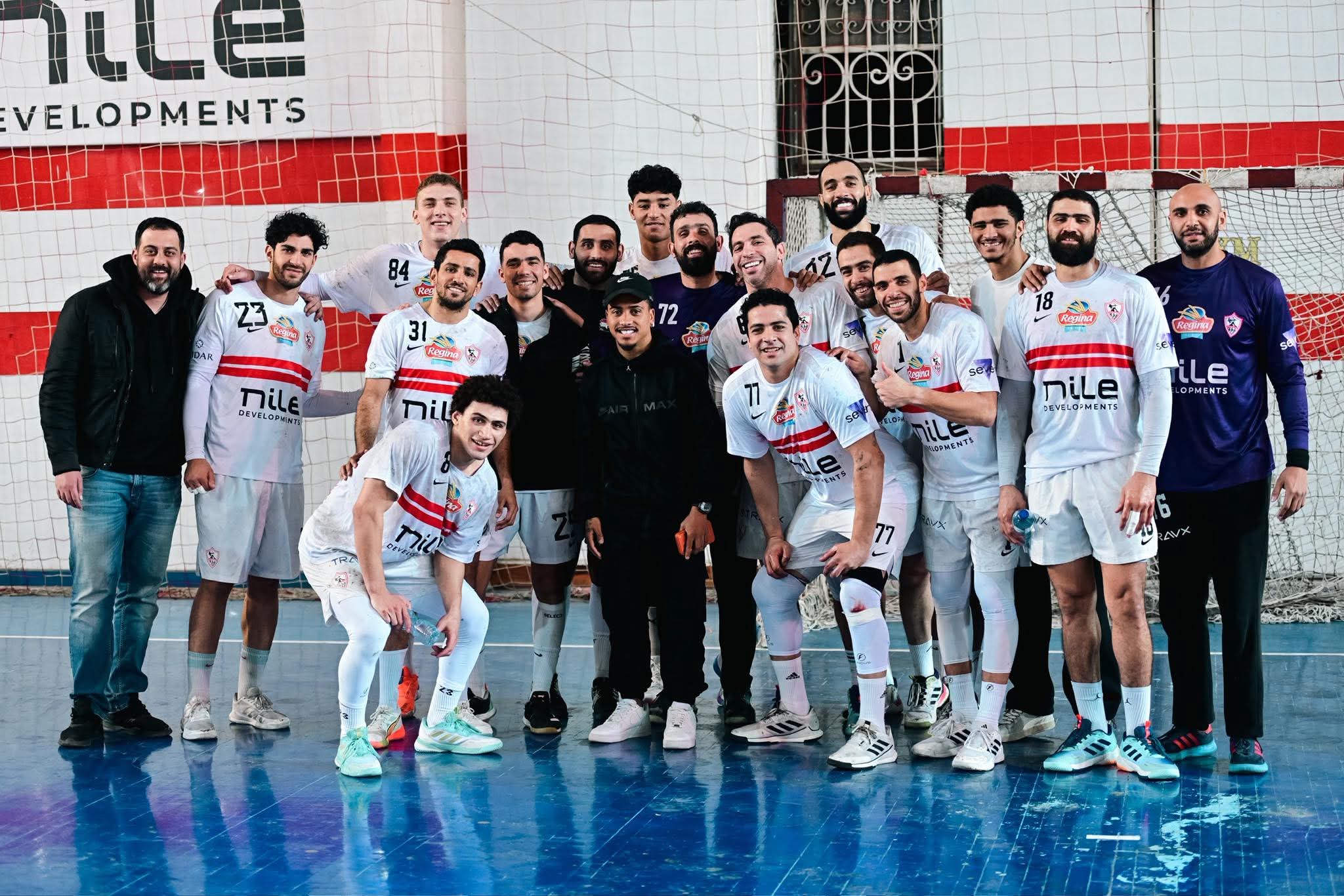 بحضور نجم فريق كرة القدم.. الزمالك يفوز على البنك الأهلي في دوري اليد للمحترفين- صورة