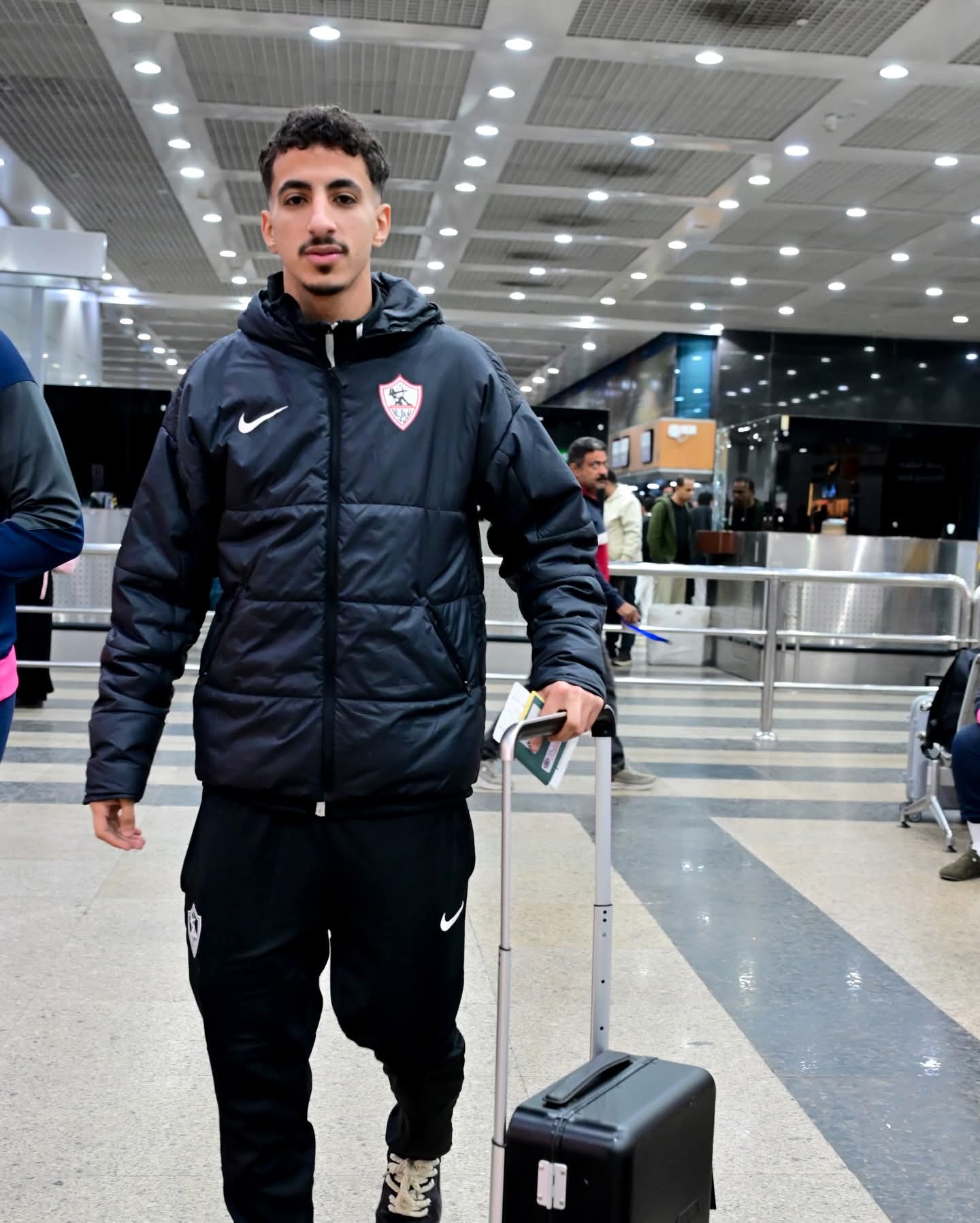 الزمالك يغادر القاهرة لمواجهة أوتوهو الكونغولي في الكونفدرالية-صورة