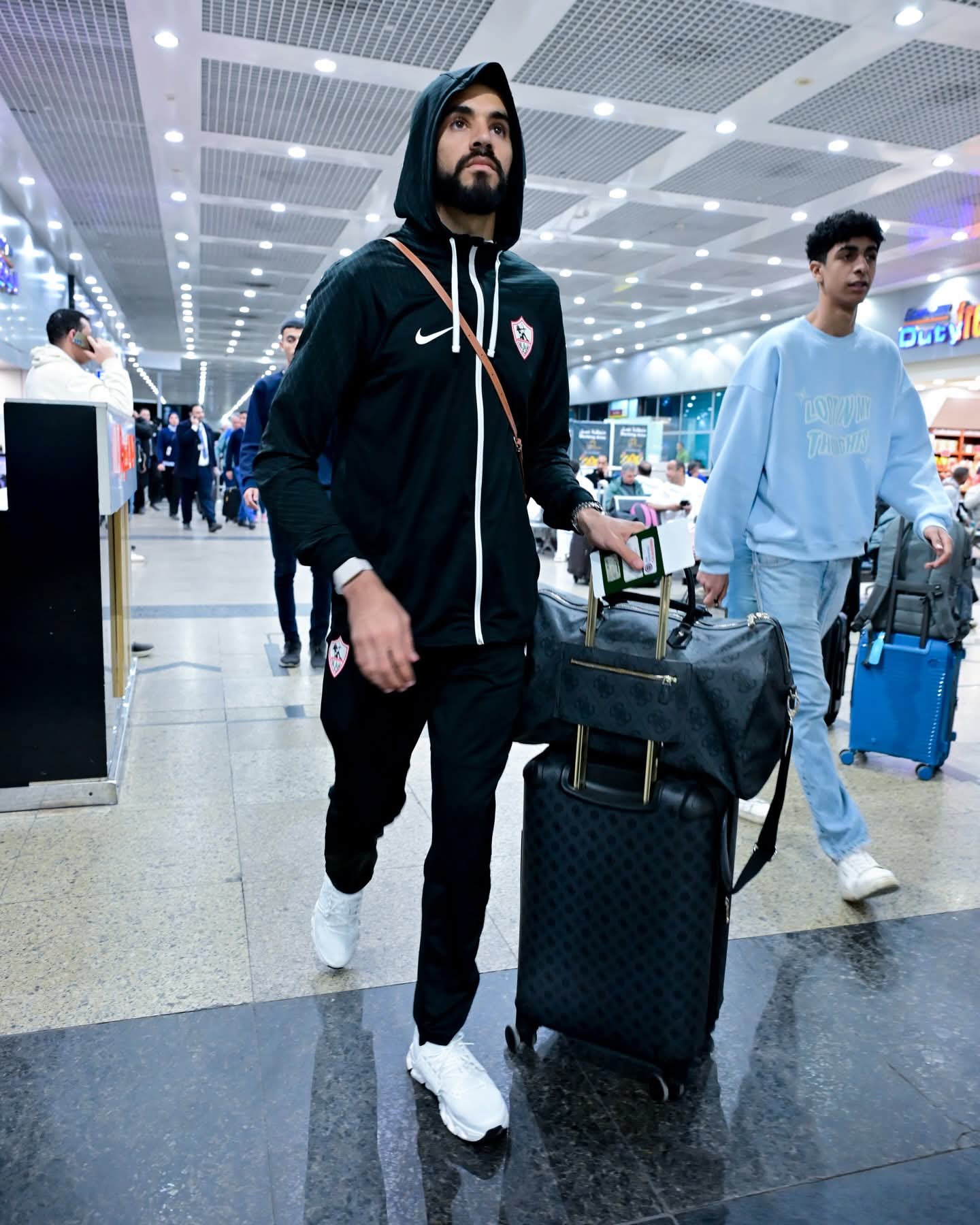 الزمالك يغادر القاهرة لمواجهة أوتوهو الكونغولي في الكونفدرالية-صورة