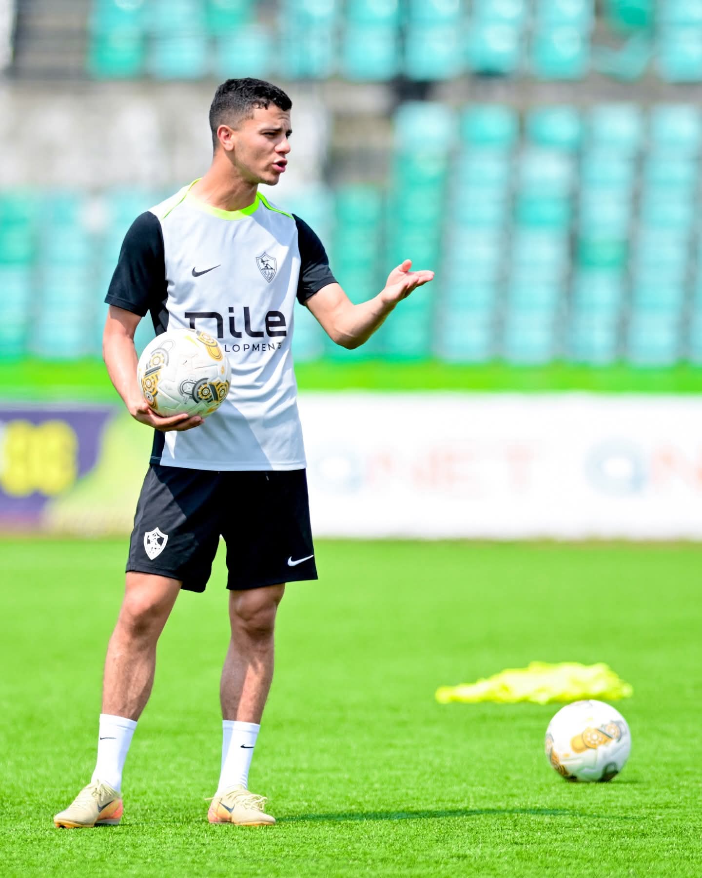 14 صورة ترصد كواليس مران الزمالك استعدادا لمواجهة أوتوهو في الكونفدرالية