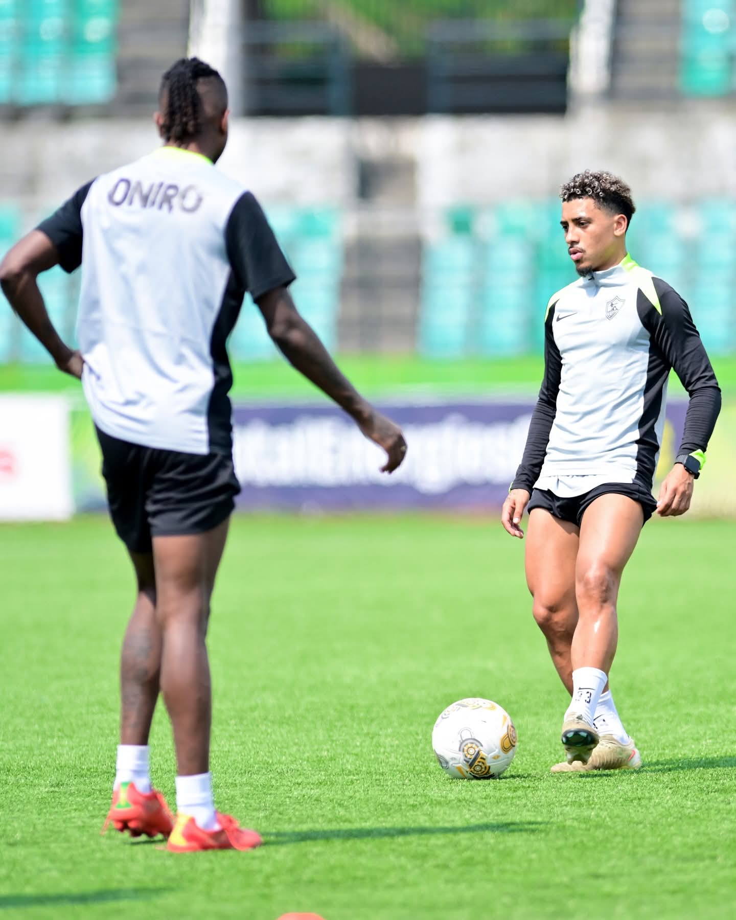 14 صورة ترصد كواليس مران الزمالك استعدادا لمواجهة أوتوهو في الكونفدرالية