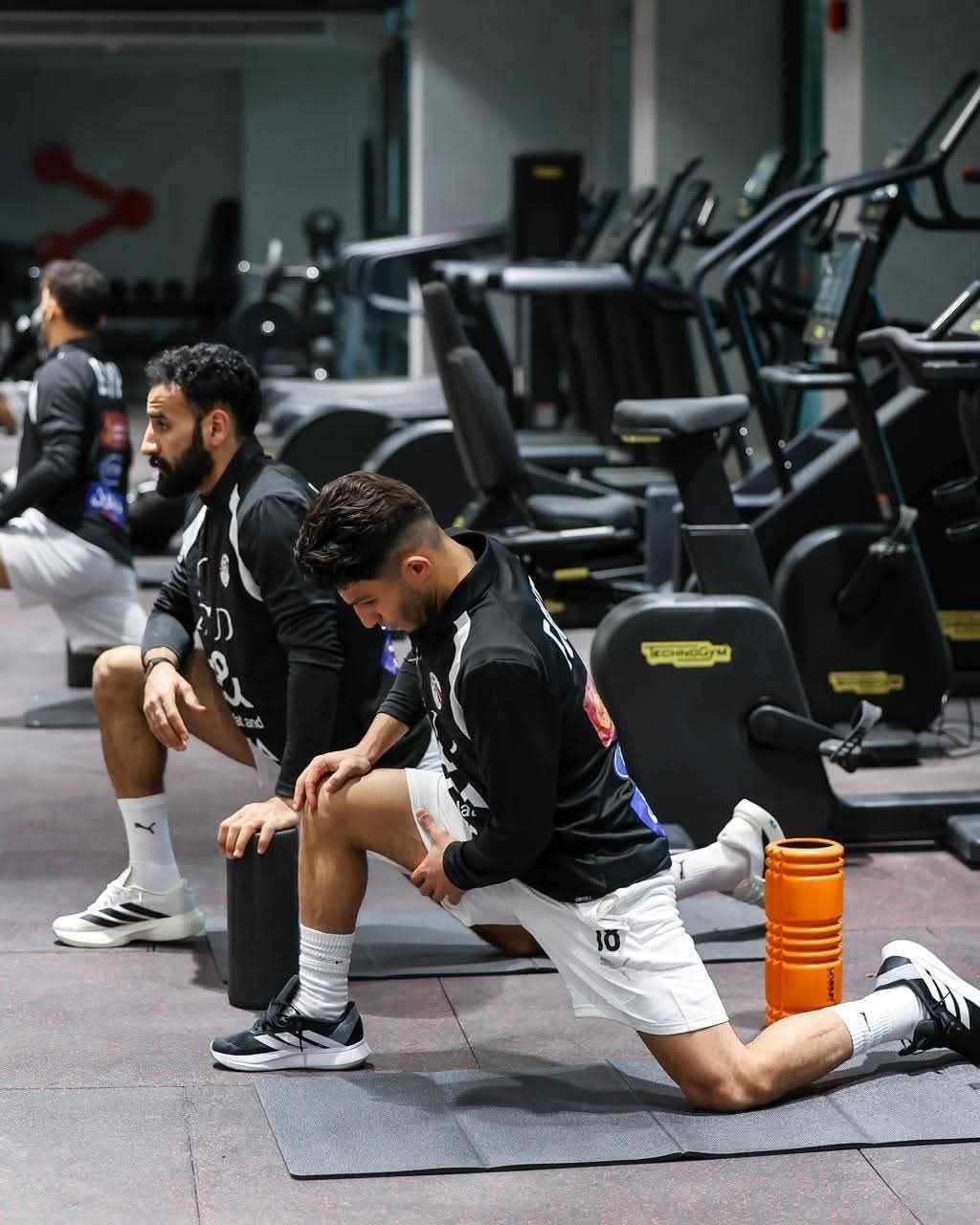 منتخب مصر يخوض أولى تدريباته استعدادًا لوديتي السعودية وإسبانيا - صورة 4 منتخب مصر يخوض أولى تدريباته استعدادًا لوديتي السعودية وإسبانيا - صورة