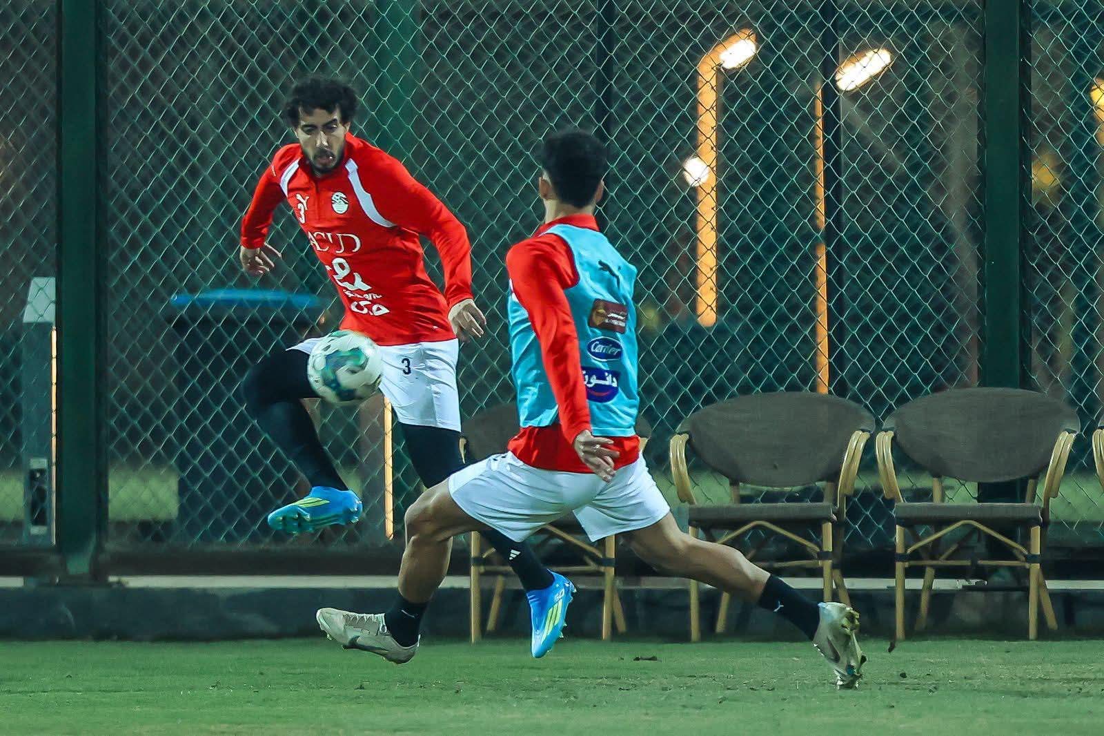 بمشاركة لاعبي الزمالك.. تفاصيل مران منتخب مصر استعدادا لوديتي السعودية وإسبانيا- صورة