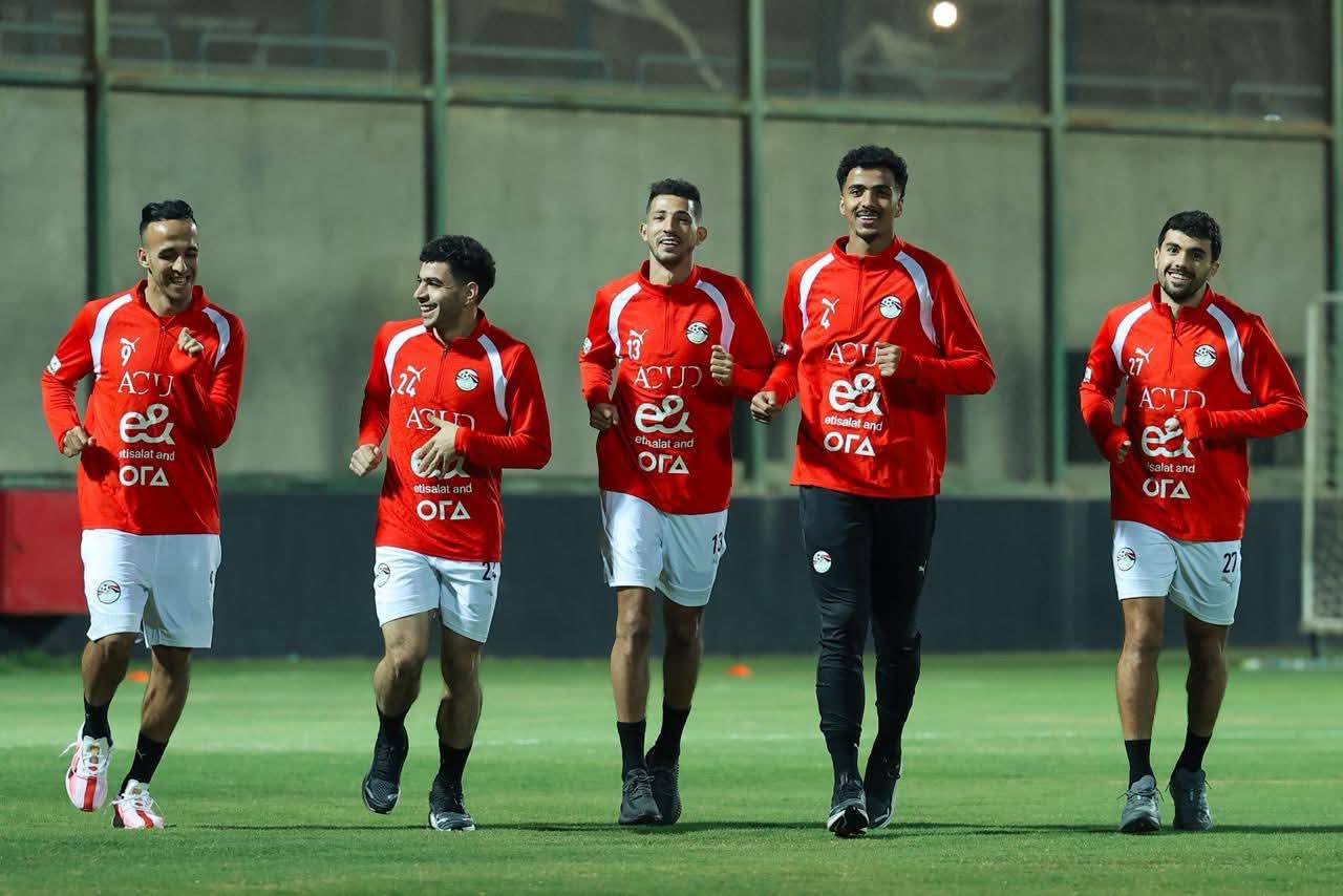 بمشاركة لاعبي الزمالك.. تفاصيل مران منتخب مصر استعدادا لوديتي السعودية وإسبانيا- صورة