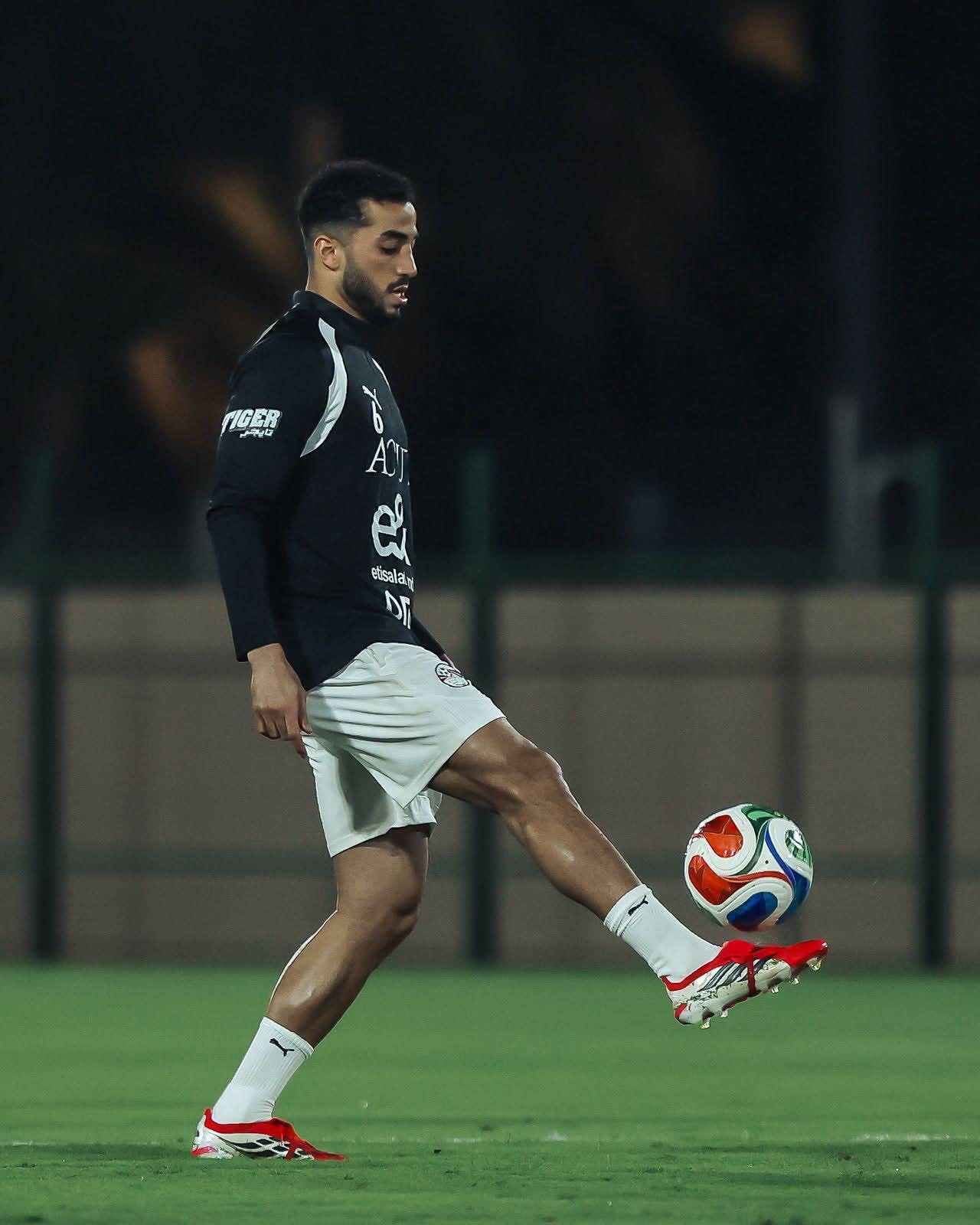 15 صورة توضح كواليس تدريبات منتخب مصر في جدة استعدادًا لمواجهة السعودية 12 15 صورة توضح كواليس تدريبات منتخب مصر في جدة استعدادًا لمواجهة السعودية